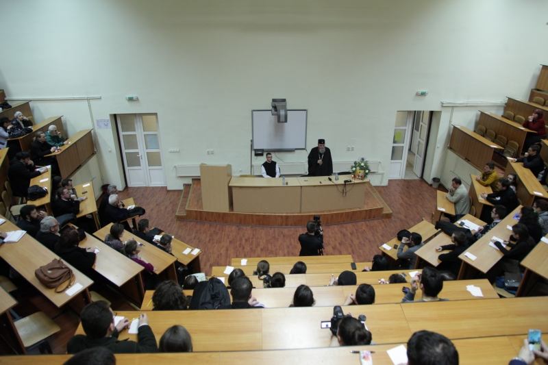 IPS Laurenţiu a conferentiat studenţilor din Sibiu