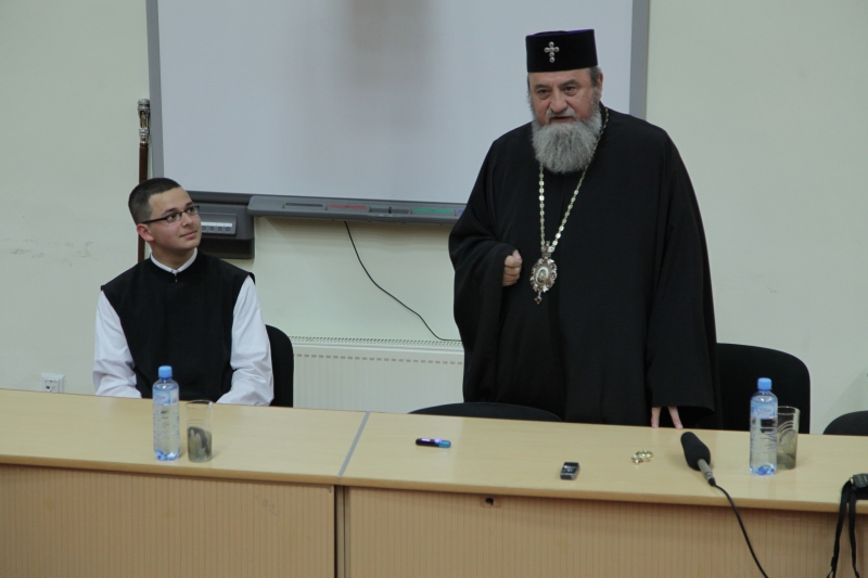 IPS Laurenţiu a conferentiat studenţilor din Sibiu