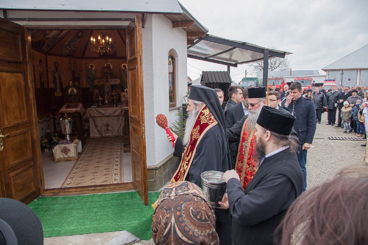 Sfântă Liturghie arhierească şi sfinţire de capelă în Protopopiatul Târgu Neamţ