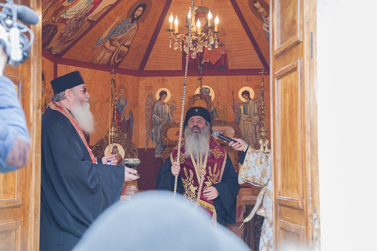 Sfântă Liturghie arhierească şi sfinţire de capelă în Protopopiatul Târgu Neamţ