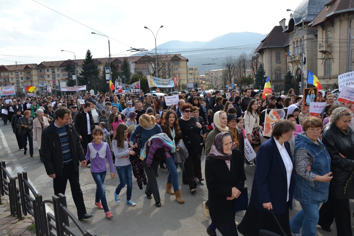 Marşul pentru Viaţă, organizat în aproximativ 40 de oraşe din România (GALERIE FOTO)