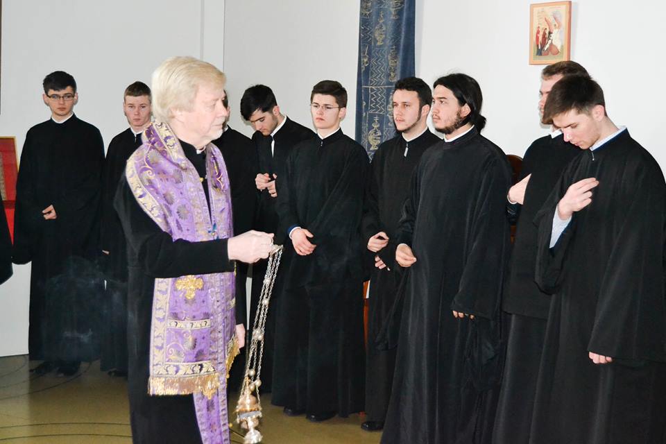 Pelerinaj în Ţara celor 1.000 de lacuri, pentru 20 de seminarişti şi studenţi teologi ieşeni