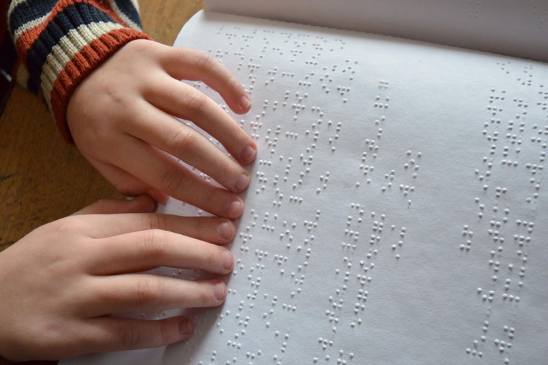 Lansare de revistă pentru nevăzătorii severineni Lansare de revistă pentru nevăzătorii severineni