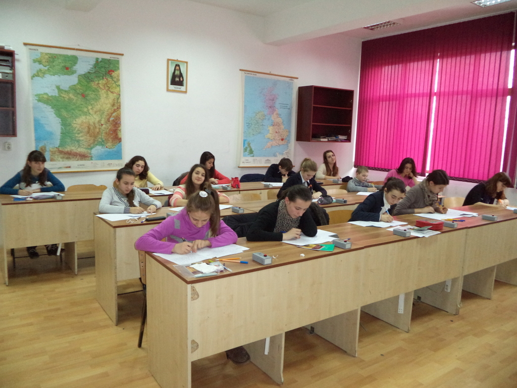 307 de elevi la faza judeţeană a Olimpiadei de religie, la Iaşi