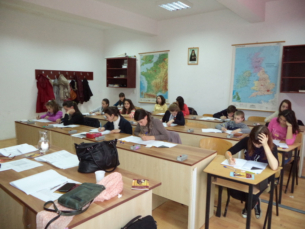 307 de elevi la faza judeţeană a Olimpiadei de religie, la Iaşi