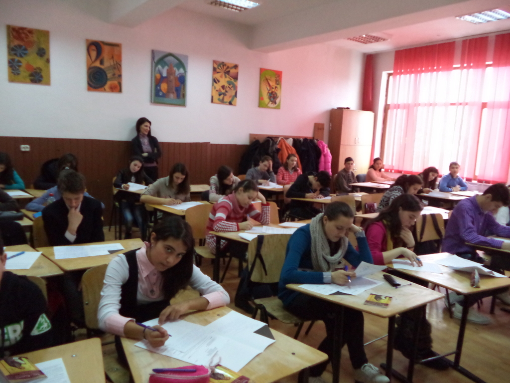 307 de elevi la faza judeţeană a Olimpiadei de religie, la Iaşi