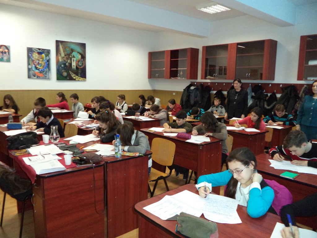 307 de elevi la faza judeţeană a Olimpiadei de religie, la Iaşi