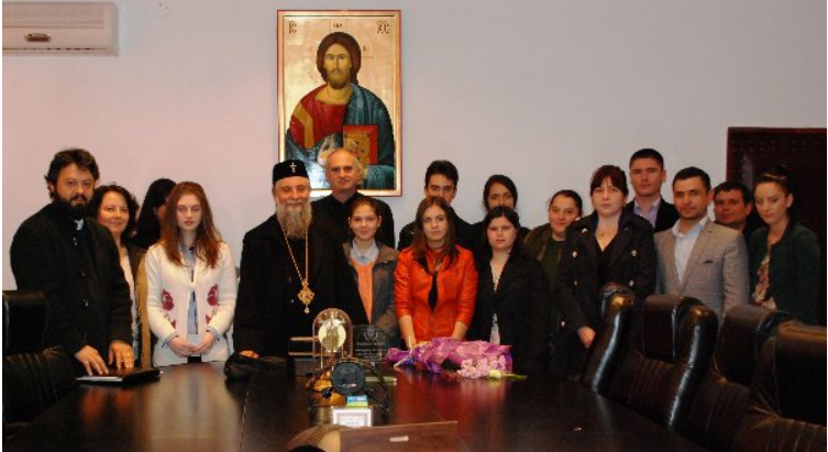 Olimpicii doljeni, binecuvântaţi de Mitropolitul Olteniei Olimpicii doljeni, binecuvântaţi de Mitropolitul Olteniei