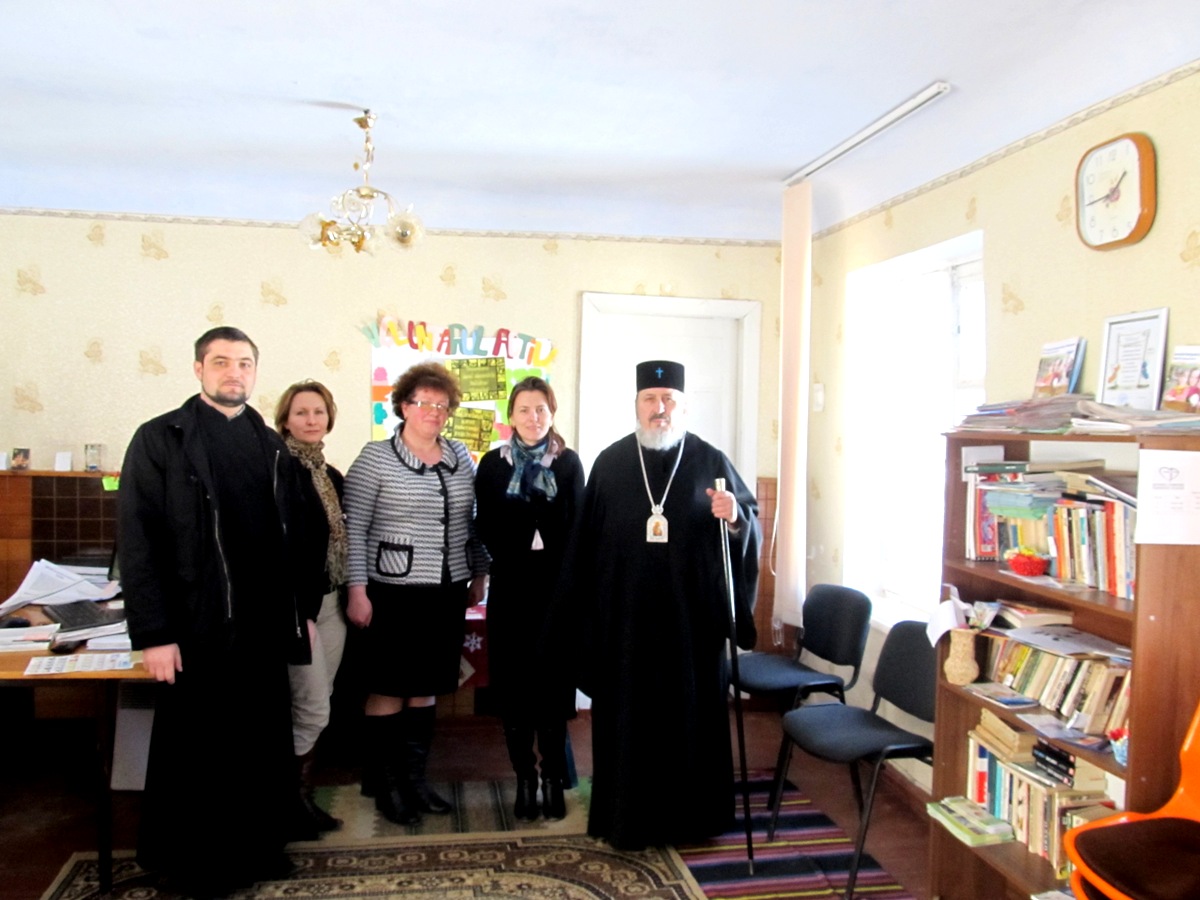 Vizita de lucru a Mitropolitului Basarabiei la parohia din Orhei Vizita de lucru a Mitropolitului Basarabiei la parohia din Orhei