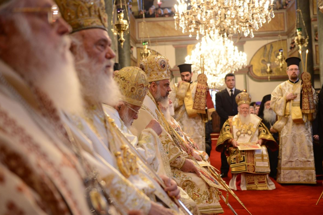 Întâistătătorii de Biserici Ortodoxe au oficiat Sfânta Liturghie la Patriarhia Ecumenică din Constantinopol (GALERIE FOTO)