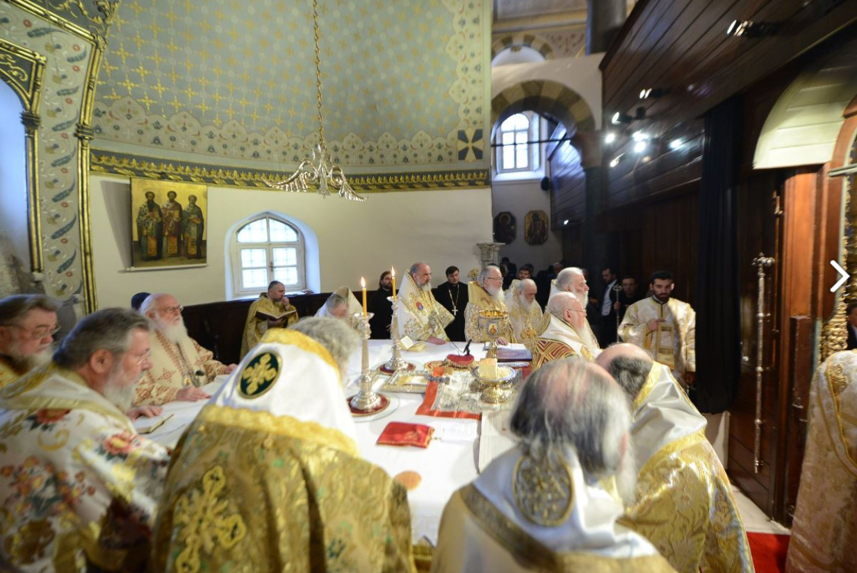 Întâistătătorii de Biserici Ortodoxe au oficiat Sfânta Liturghie la Patriarhia Ecumenică din Constantinopol (GALERIE FOTO)