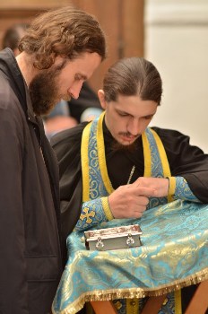 „Lauda de sine, nu miroase-a bine!” Mai ales în timpul Sfintei Spovedanii