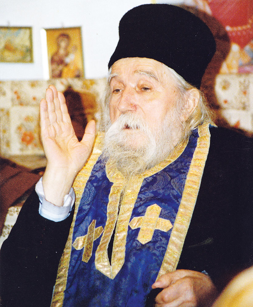 Să fugim de lauda oamenilor şi de prăpastia cea mare a slavei deşarte!