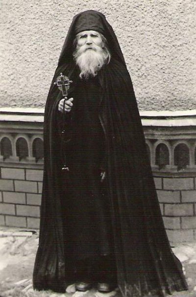 Se bucură vrăjmașul de cei ce nu-şi arată duhovnicului gândurile lor