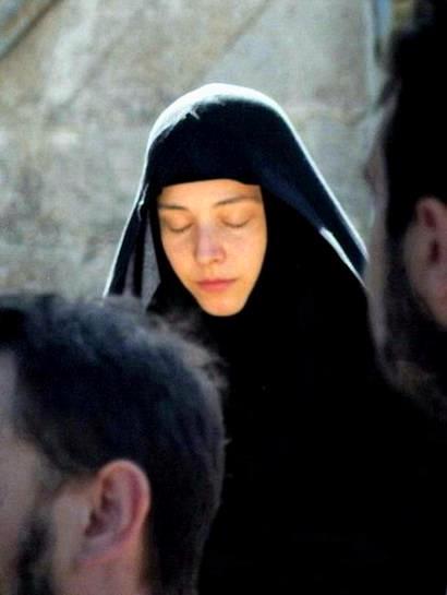 Un gând dumnezeiesc ne înalţă la cer, iar unul diabolic ne coboară la iad