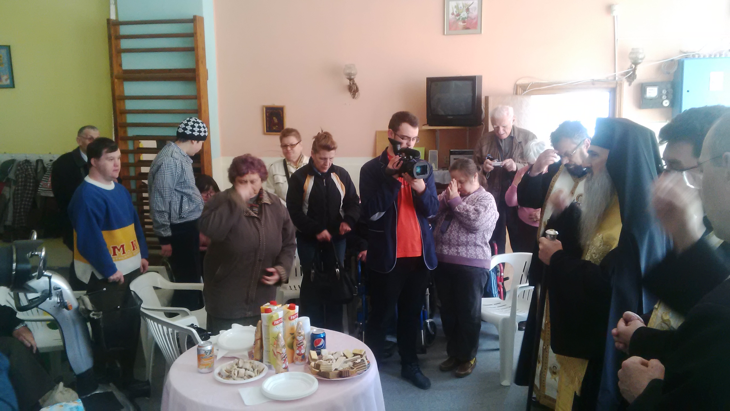 Ajutor pentru persoanele cu dizabilităţi