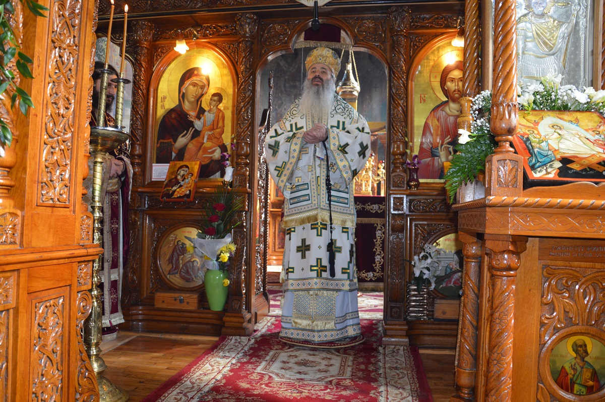 Prima slujbă săvârşită de un mitropolit la Parohia „Sf. Mina“ din Iaşi