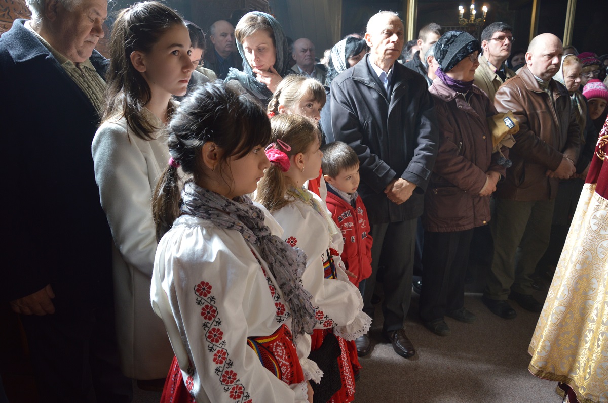 Prima slujbă săvârşită de un mitropolit la Parohia „Sf. Mina“ din Iaşi