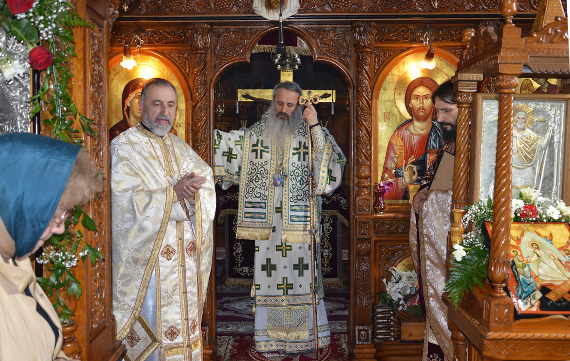 Prima slujbă săvârşită de un mitropolit la Parohia „Sf. Mina“ din Iaşi