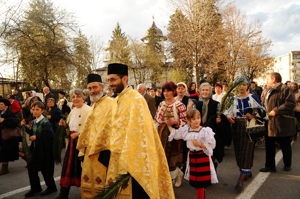 Procesiune de Florii în Protoieria Câmpina
