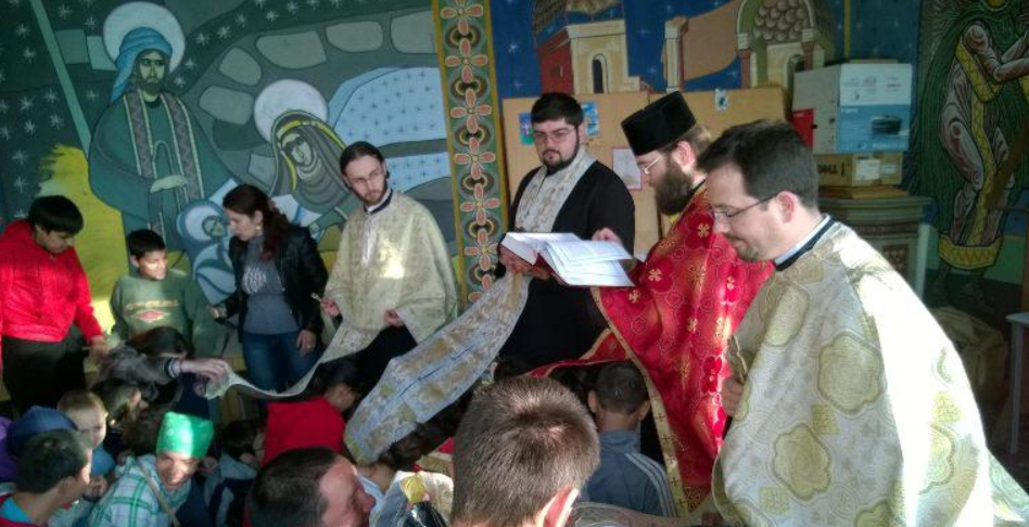 Cercetare duhovnicească pentru beneficiarii aşezămintelor sociale din Caransebeş Cercetare duhovnicească pentru beneficiarii aşezămintelor sociale din Caransebeş