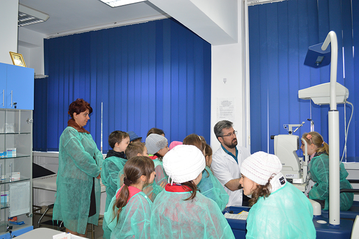 Peste 300 de noi „cadre medicale“ la „Providenţa“