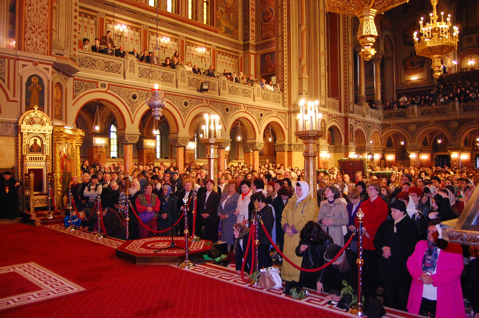 Duminica Floriilor la Catedrala mitropolitană din Timişoara Duminica Floriilor la Catedrala mitropolitană din Timişoara