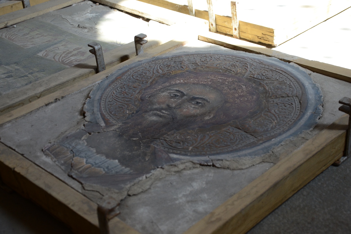 S-a deschis expoziţia pascală de la Mănăstirea „Sfinţii Trei Ierarhi“ (GALERIE FOTO)