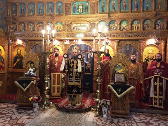 Slujire arhierească în Joia Mare la Mănăstirea Comana