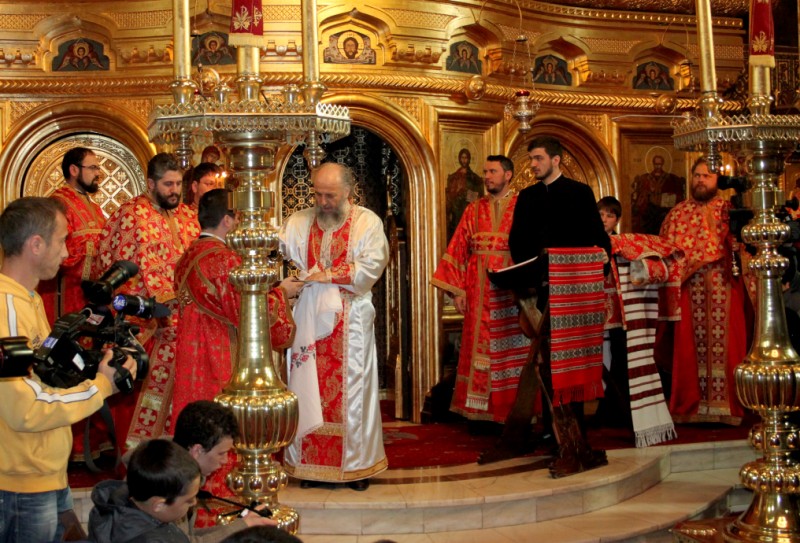 Rânduiala spălării picioarelor la Catedrala arhiepiscopală din Galaţi