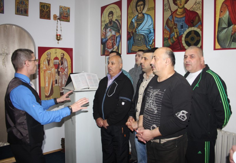 Tradiţionala vizită chiriarhală de Înviere la Penitenciarul din Galaţi