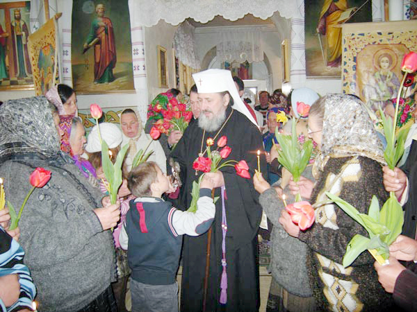 Interviu cu Mitropolitul Basarabiei, IPS Petru: „În afara Bisericii nu există mântuire” Interviu cu Mitropolitul Basarabiei, IPS Petru: „În afara Bisericii nu există mântuire”