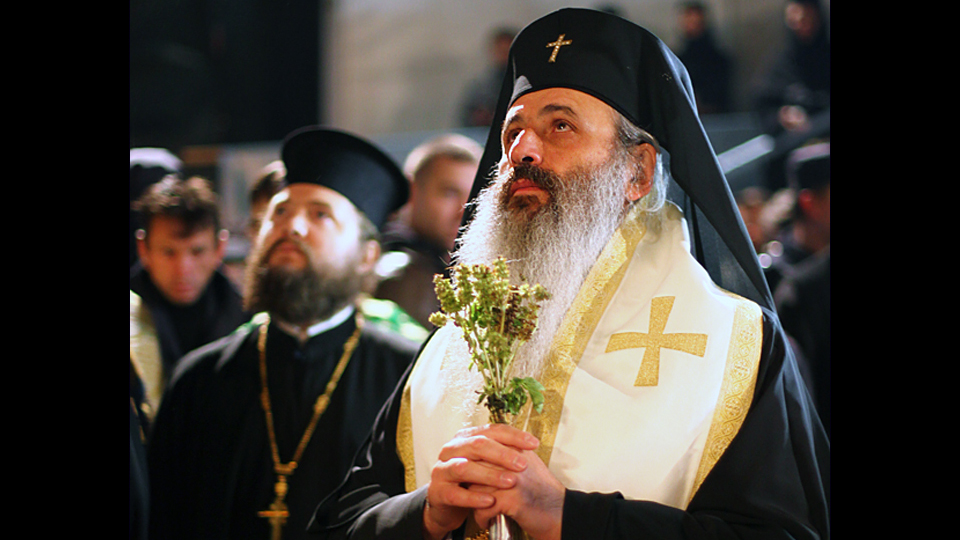 IPS Teofan - Predică la Vecernia Învierii Domnului (Sfintele Paști)