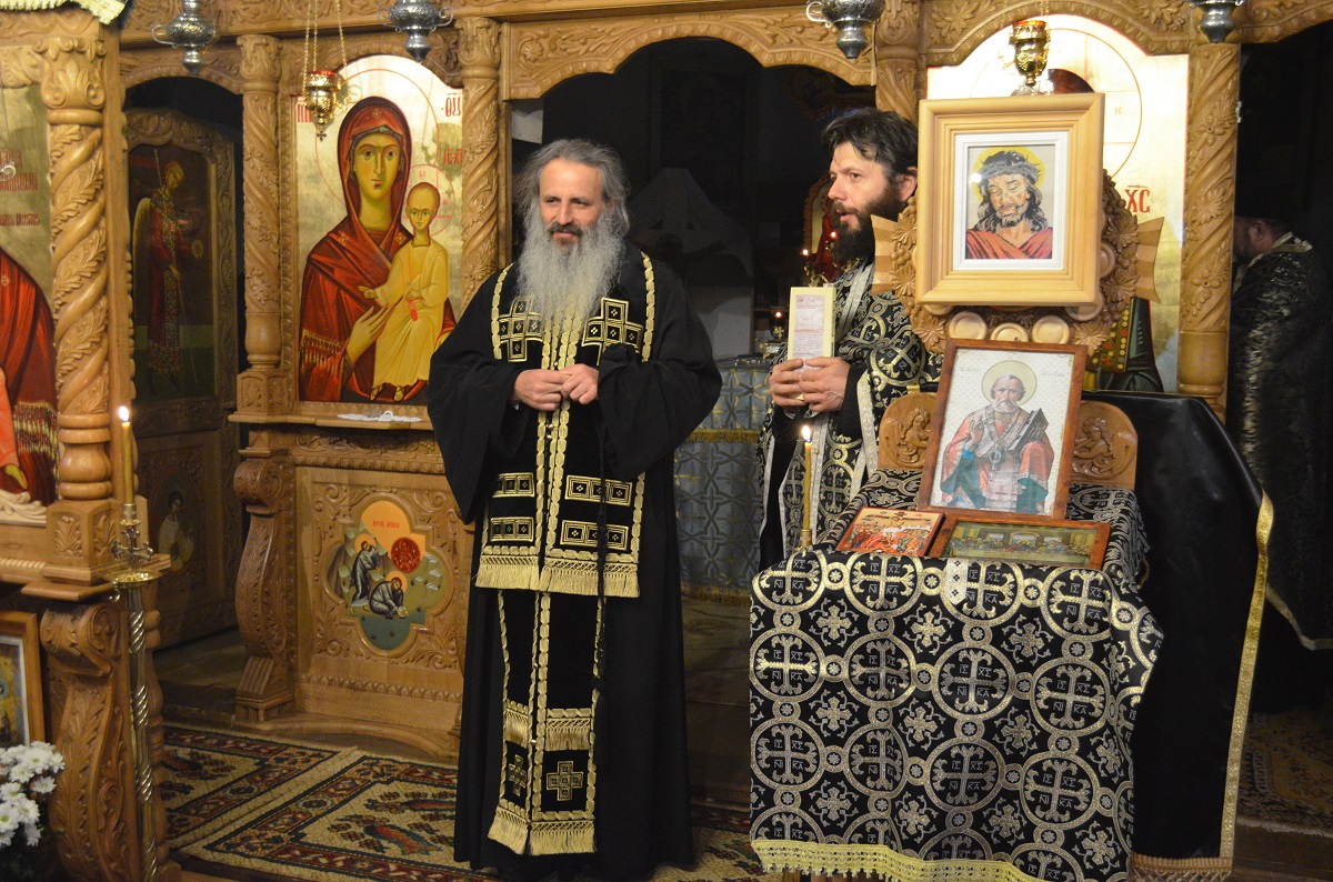 Deniile oficiate de IPS Mitropolit Teofan în Săptămâna Pătimirilor