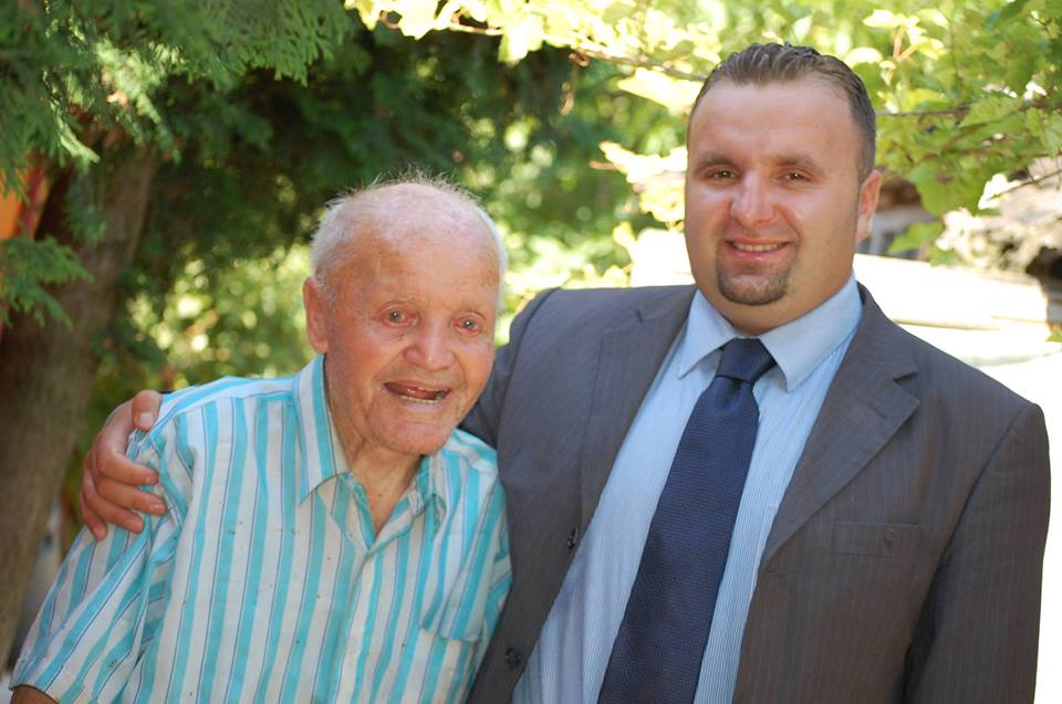 Moș Aurel - o viață într-o sută de ani Moș Aurel - o viață într-o sută de ani