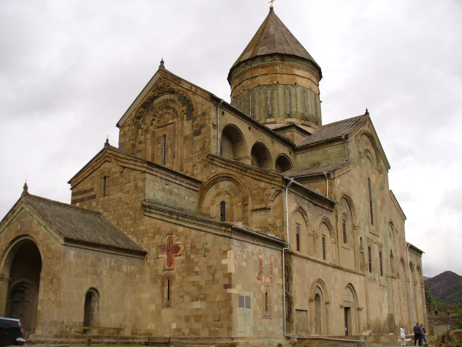 Capitala spirituală georgiană primeşte numele de “Oraşul Sfânt”