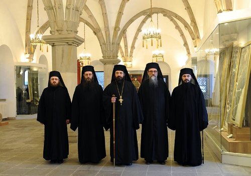 Dragostea şi rugăciunea părintelui îl ocrotesc pe ucenic precum un scut în luptele nevăzute