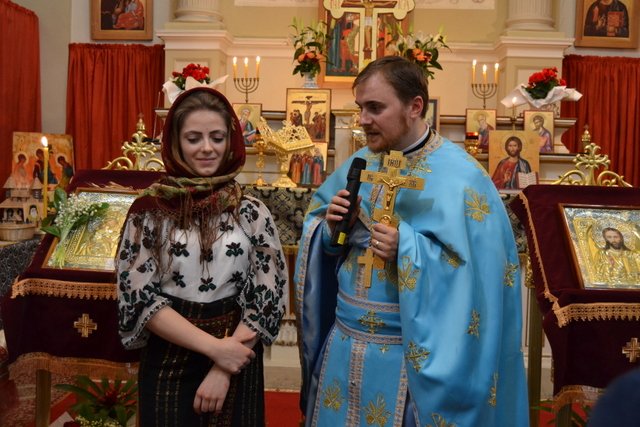 Curs etnografic de încondeiat ouă, în Italia