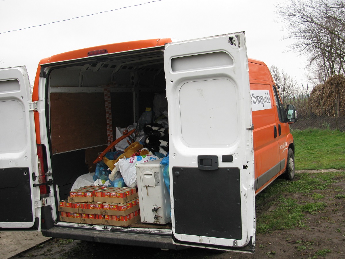 Acţiune umanitară pentru 50 de familii nevoiaşe din Buruieneşti