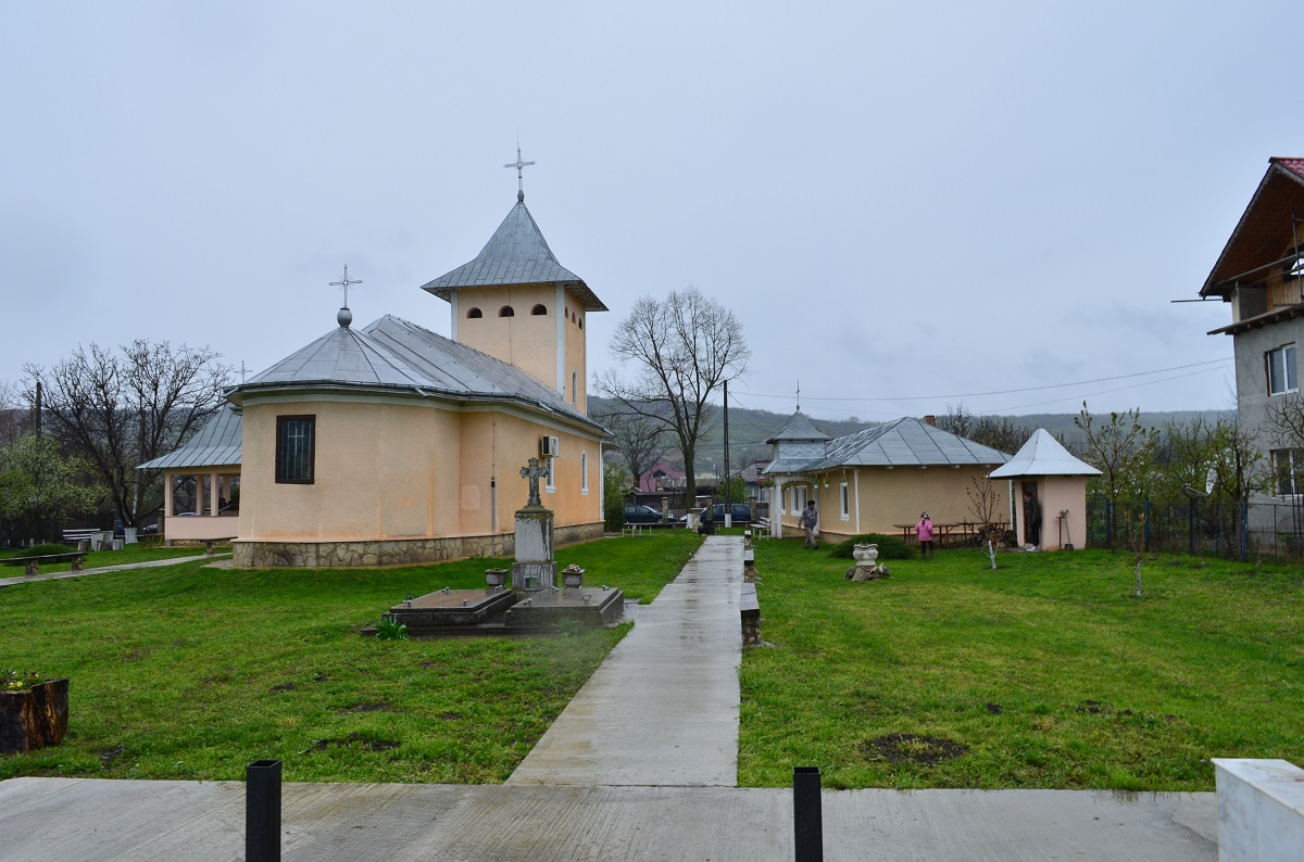 Deniile oficiate de IPS Mitropolit Teofan în Săptămâna Pătimirilor