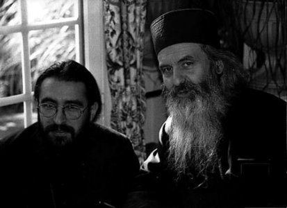 Noi să nu ne smintim de lucrurile care vin, că toate lucrurile sunt, nevăzute, în mâinile lui Dumnezeu