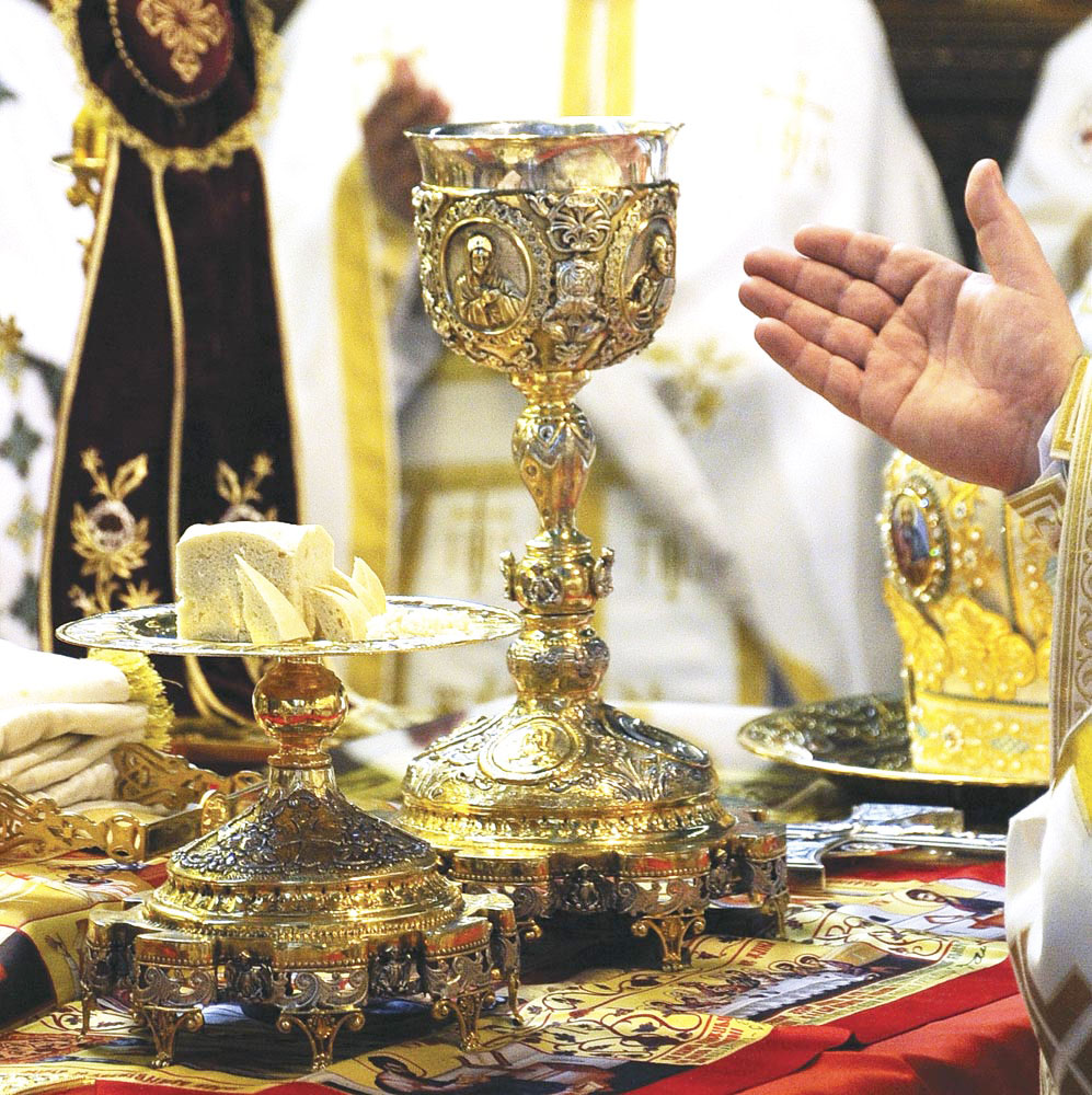 „Pentru smerenia noastră cerem şi pâinea cea de toate zilele, în sensul ei materialnic”