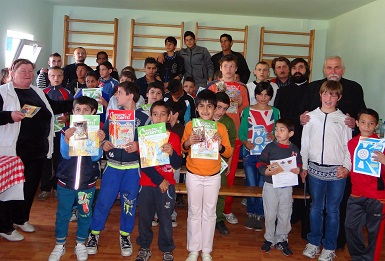 130 de copii ajutaţi prin proiectul "Post şi bucurie" 130 de copii ajutaţi prin proiectul "Post şi bucurie"