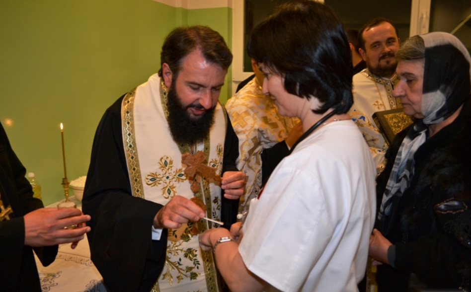 Taina Sfântului Maslu la Spitalului Orăşenesc Oţelu Roşu