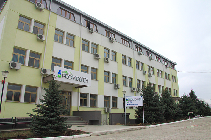 Peste 300 de noi „cadre medicale“ la „Providenţa“
