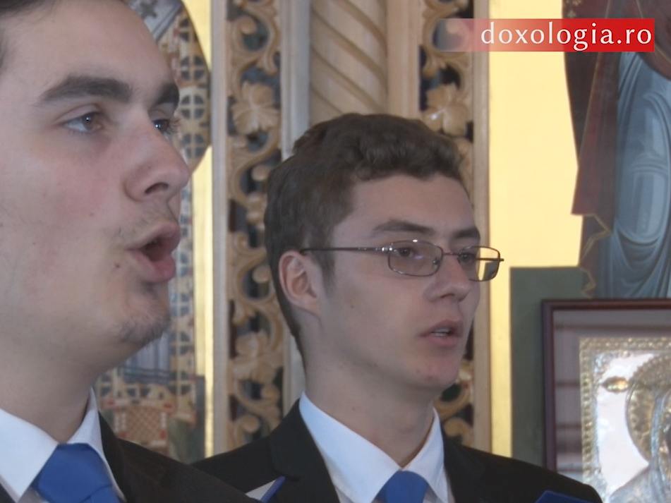 „Cu trupul adormind” - corul Basileus al Seminarului Teologic Iaşi