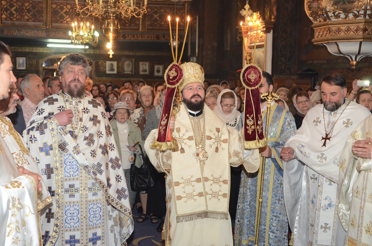 „Liturghie înălţătoare“ în Parohia Mărăţei 1