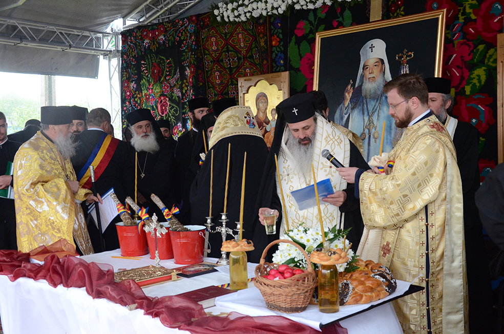 A fost sfinţită Casa memorială „Teoctist Patriarhul“ din Tocileni