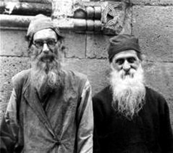 Cât de mult poate influenţa ucenicul mântuirea sau osândirea a duhovnicului?