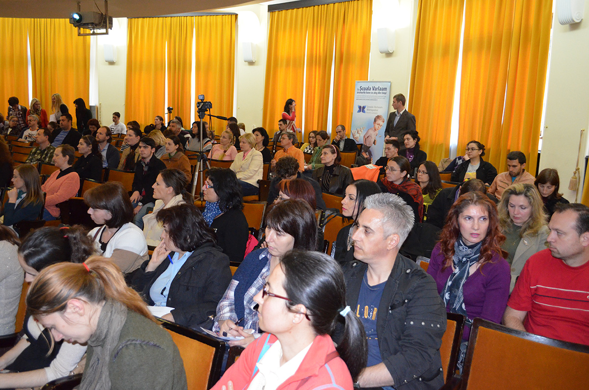 Lecţii de la părinţi pentru părinţi, în folosul copiilor